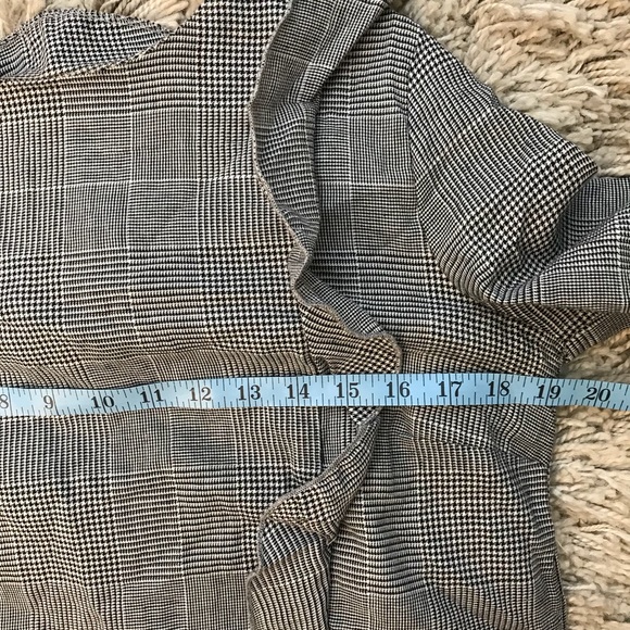 {ROMEO & JULIET} Glen Plaid Ruffle Blouse - Picture 6 of 6